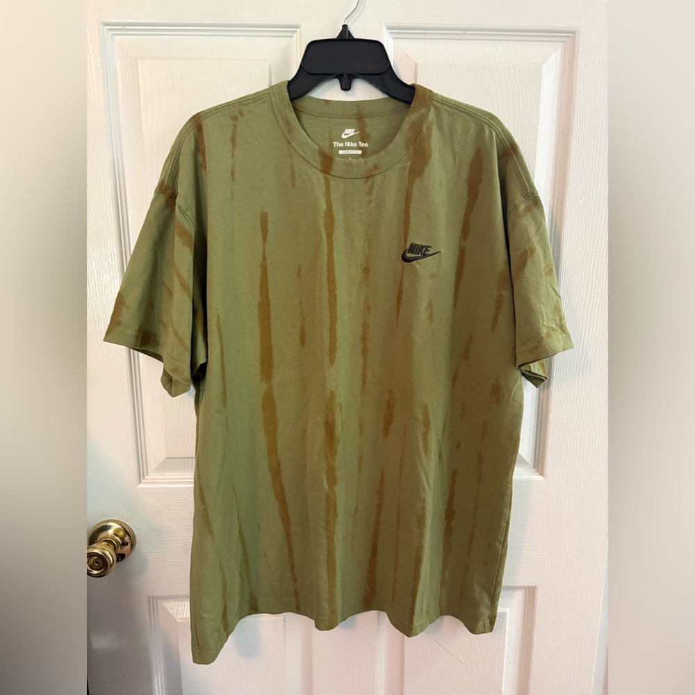 Nike men’s heavyweight loose fit tee